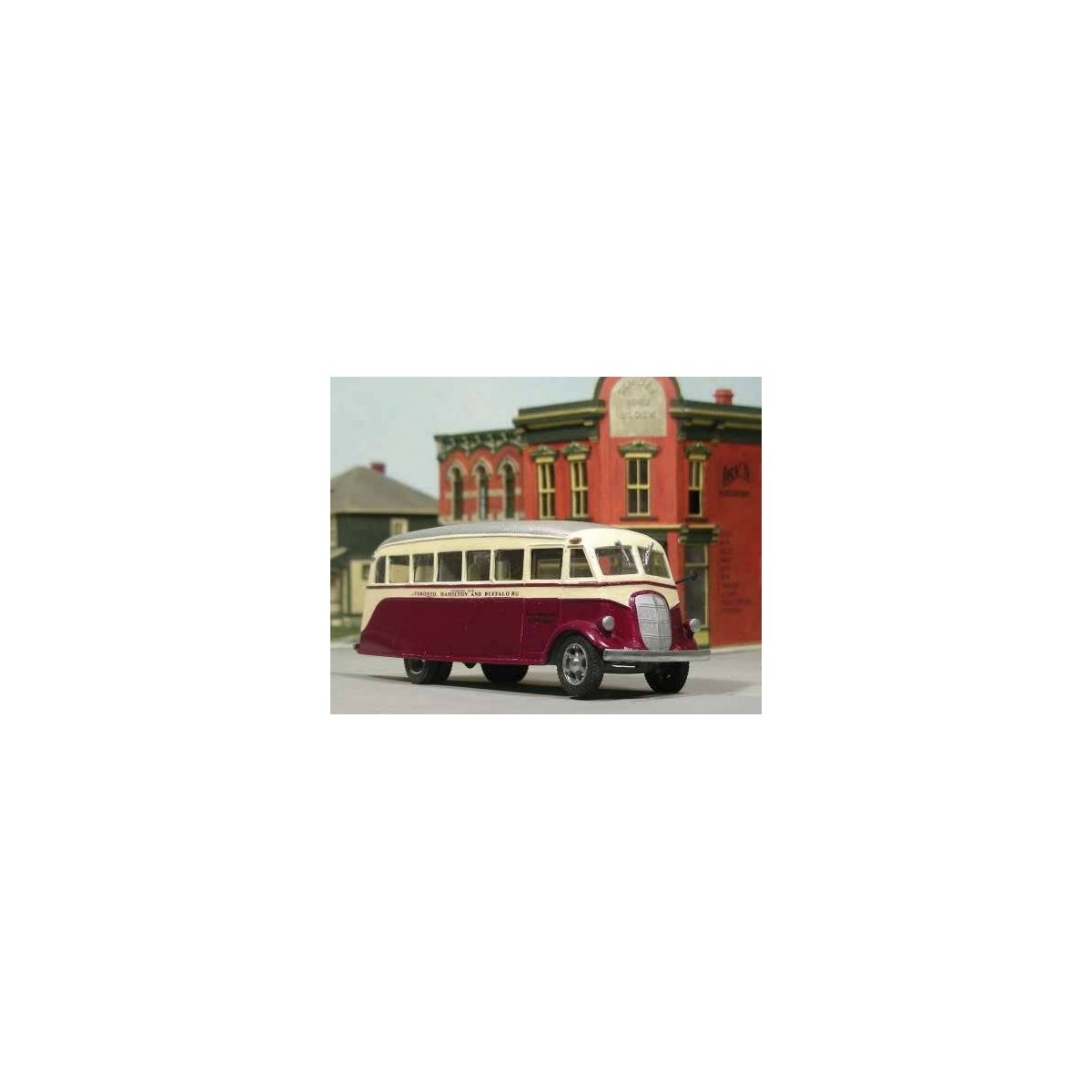 1937 Studebaker Highway Bus - Resin Kit -- Unpainted Model Kit with Toronto, Hamilton & Buffalo Decals, HO SYLVAN SCALE MODELS S