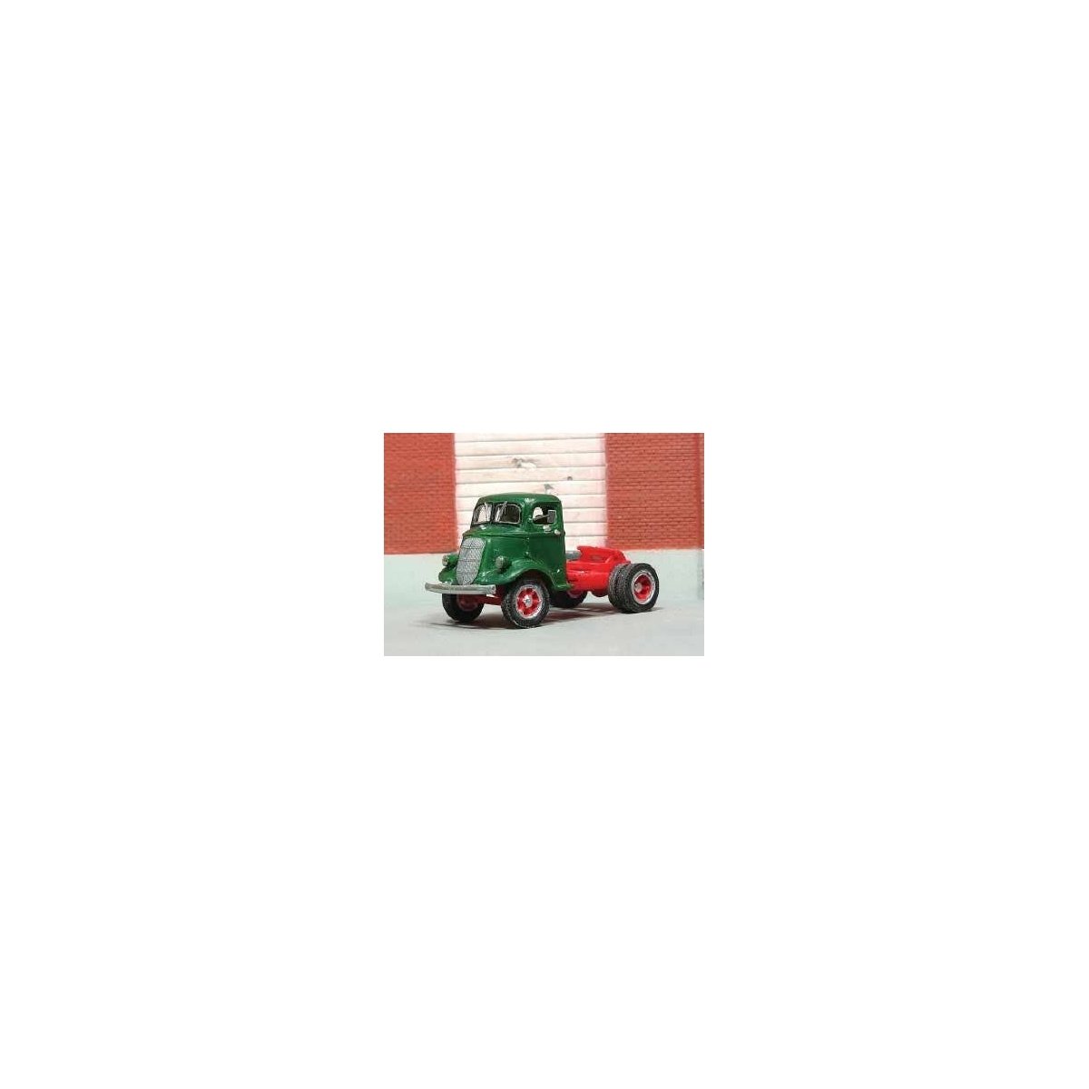 1937 Studebaker COE Highway Tractor Only - Resin Kit -- Unpainted Resin Castings, HO SYLVAN SCALE MODELS V365
