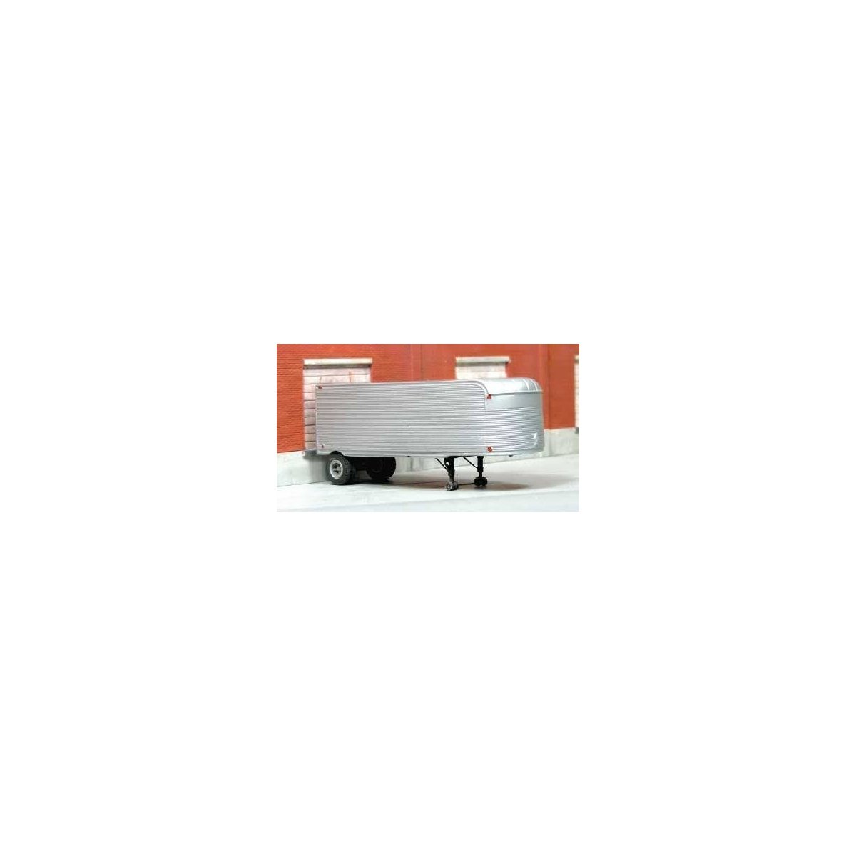 1940-1951 Fruehauf 26′ Stainless Steel Single-Axle Dry Van Trailer - Resin Kit -- Unpainted Resin Kit, HO SYLVAN SCALE MODELS 