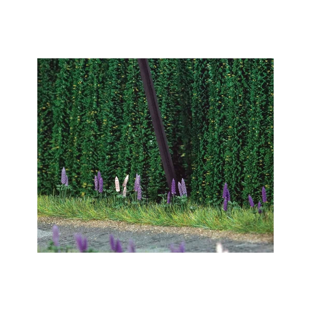 Wild Lupine - Kit -- pkg(8), HO Busch Gmbh & Co Kg 9792