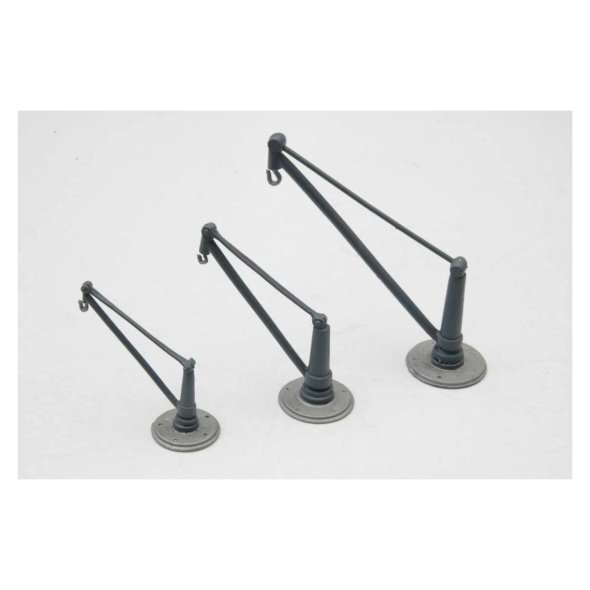 Dock Pillar Cranes -- Unpainted Metal Castings - 1 Each: Scale 5′ 1.5m, 7′ 2.1m, 9′ 2.7m, HO JL Innovative Design 353