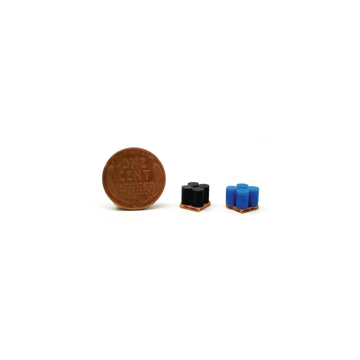 4 Blue Drums and 4 Black Drums on Pallets, N ALL SCALE MINIATURES 1600946
