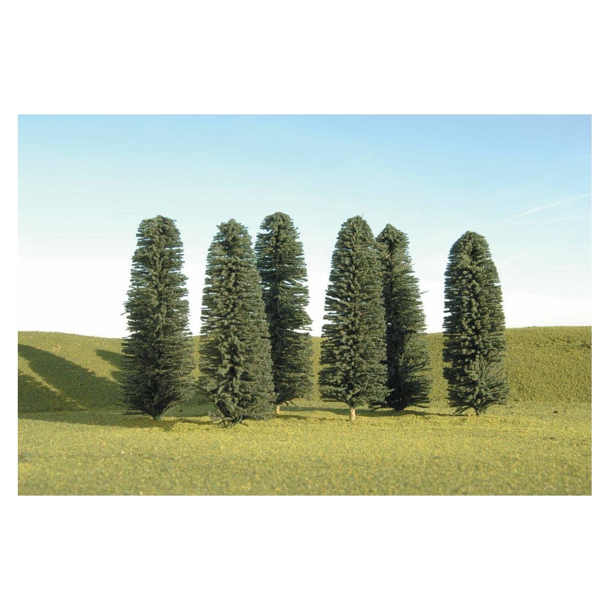 Cedar Trees - SceneScapes(TM) -- 5 to 6′ 12.7 to 15.2cm pkg(6), HO Bachmann Industries 32005