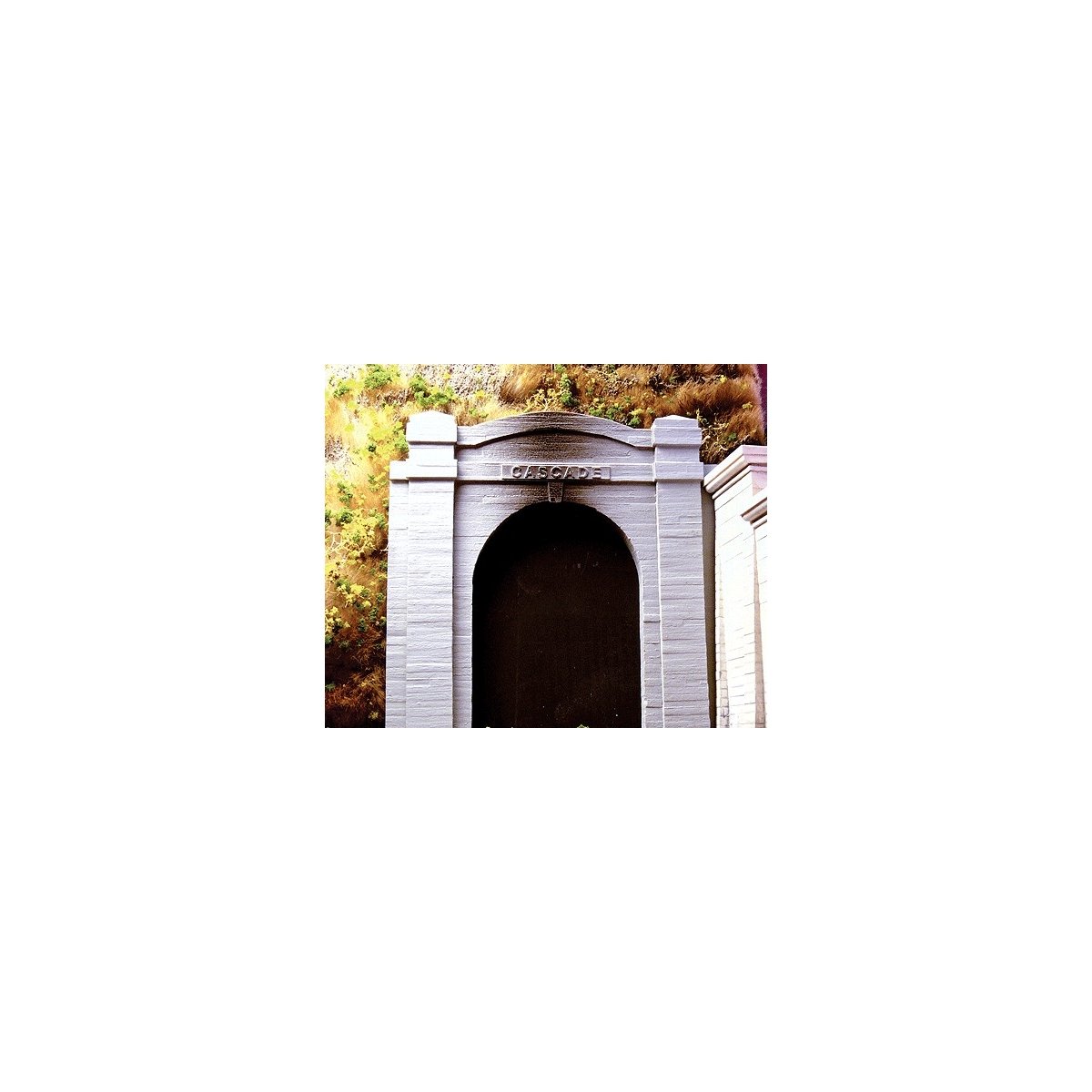 Cascade Tunnel Single-Track Portal -- 4-3/4 x 4-7/8′ 12.1 x 12.4cm, HO Chooch Enterprises 8321