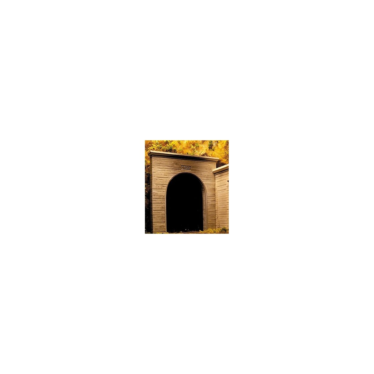 Single Track Concrete Tunnel Portal -- 2-13/32 x 2-1/2′ 6 x 6.25cm pkg(2), N Chooch Enterprises 9720