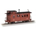 Wood Side-Door Caboose - Ready to Run - Spectrum(R) -- Sandy River & Rangeley Lakes 557 (o, On30, Bachmann Industries 26701