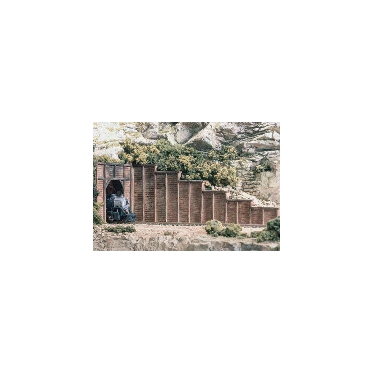 Retaining Walls pkg(6 Unpainted Hydrocal(R) Castings) -- Timber, N Woodland Scenics 1160