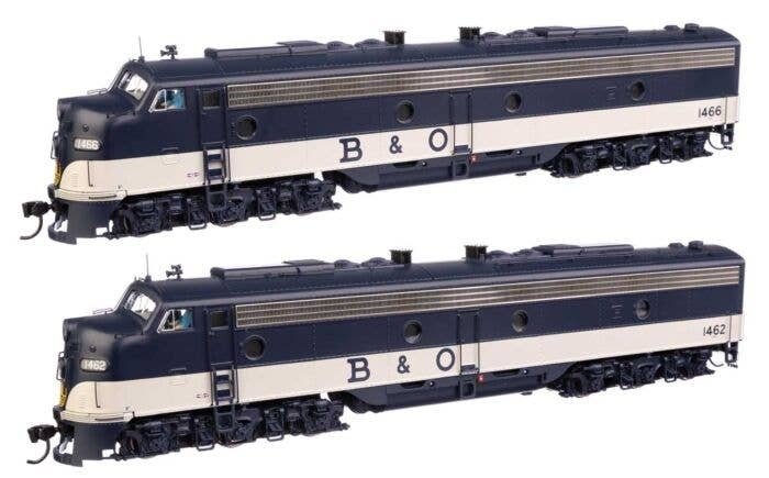 EMD E8 A-A - Standard DC -- Baltimore & Ohio 1462, 1466, HO, WalthersProto 49908