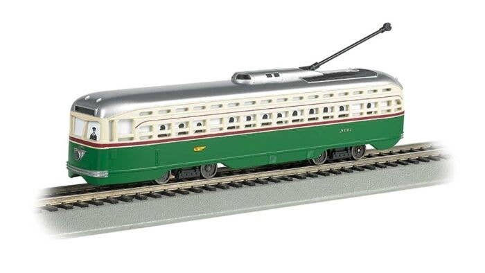 PCC Streetcar - Standard DC -- Philadelphia Transit Company PTC 2334 (green, white), HO, Bachmann Industries 60511