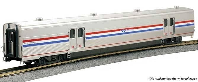 Viewliner II Baggage Car - Ready to Run -- Amtrak 61024 (Phase III Heritage silver, blue, white, r, HO, Kato USA Inc 356213