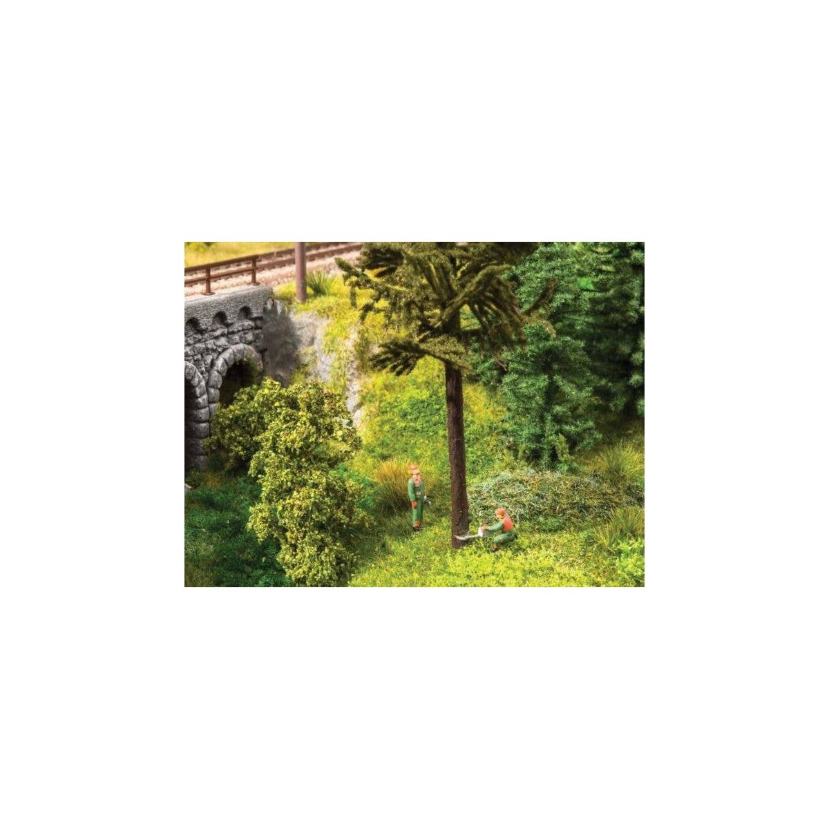 Tree Cutting - Sound Scene -- 6 Lumberjacks with Chainsaws, Sound Circuit and Speaker, N, Noch Gmbh & Co 12956