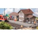 Train Station/Platform Figures & Details -- 5 Figures, 4 Mixed Carts, 2 Sign Stand, 2 Seat Rows, , HO, Noch Gmbh & Co 16268