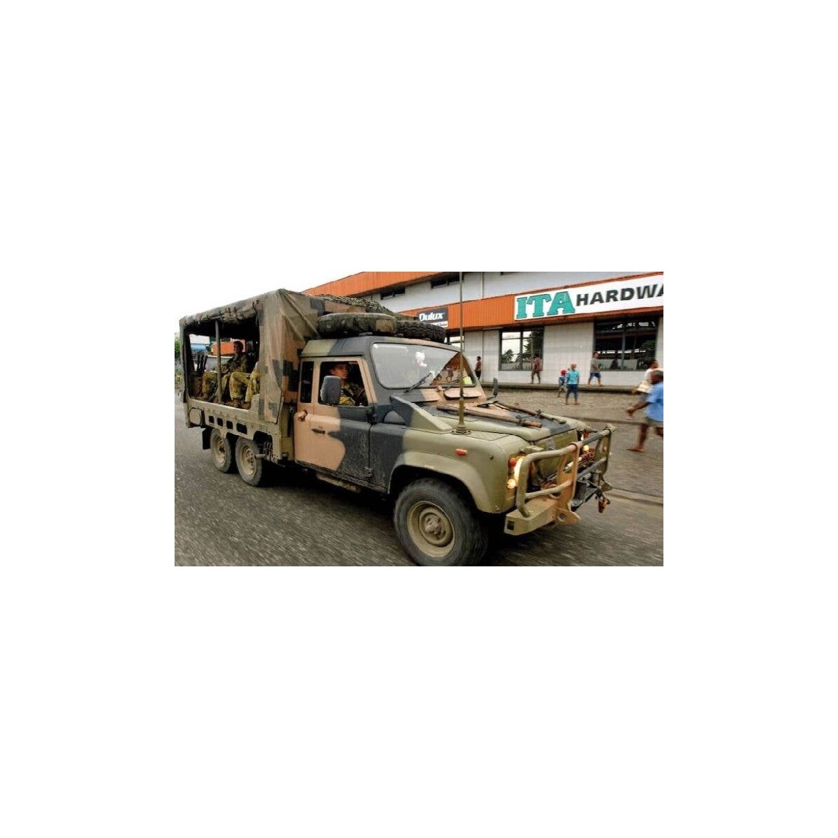 Land Rover 110 - Resin Kit - Australian Army -- Perentie 6x6 Infantry-Improvised Mobility Veh, HO, Trident Miniatures 87197