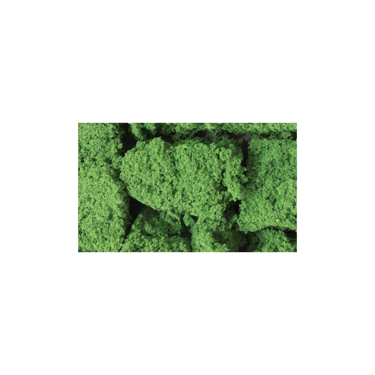 Foliage Clusters(TM) - 45 Cubic Inches 737 Cubic cm -- Medium Green, All Scales, Woodland Scenics 58