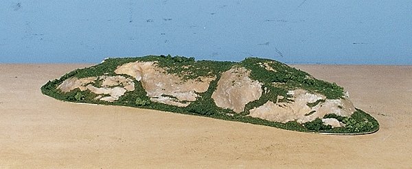 Rocky Ridges - Ready Landforms(TM) -- 9 x 25 x 3-1/2′ 22.8 x 63.5 x 8.9cm, HO, Woodland Scenics 1320