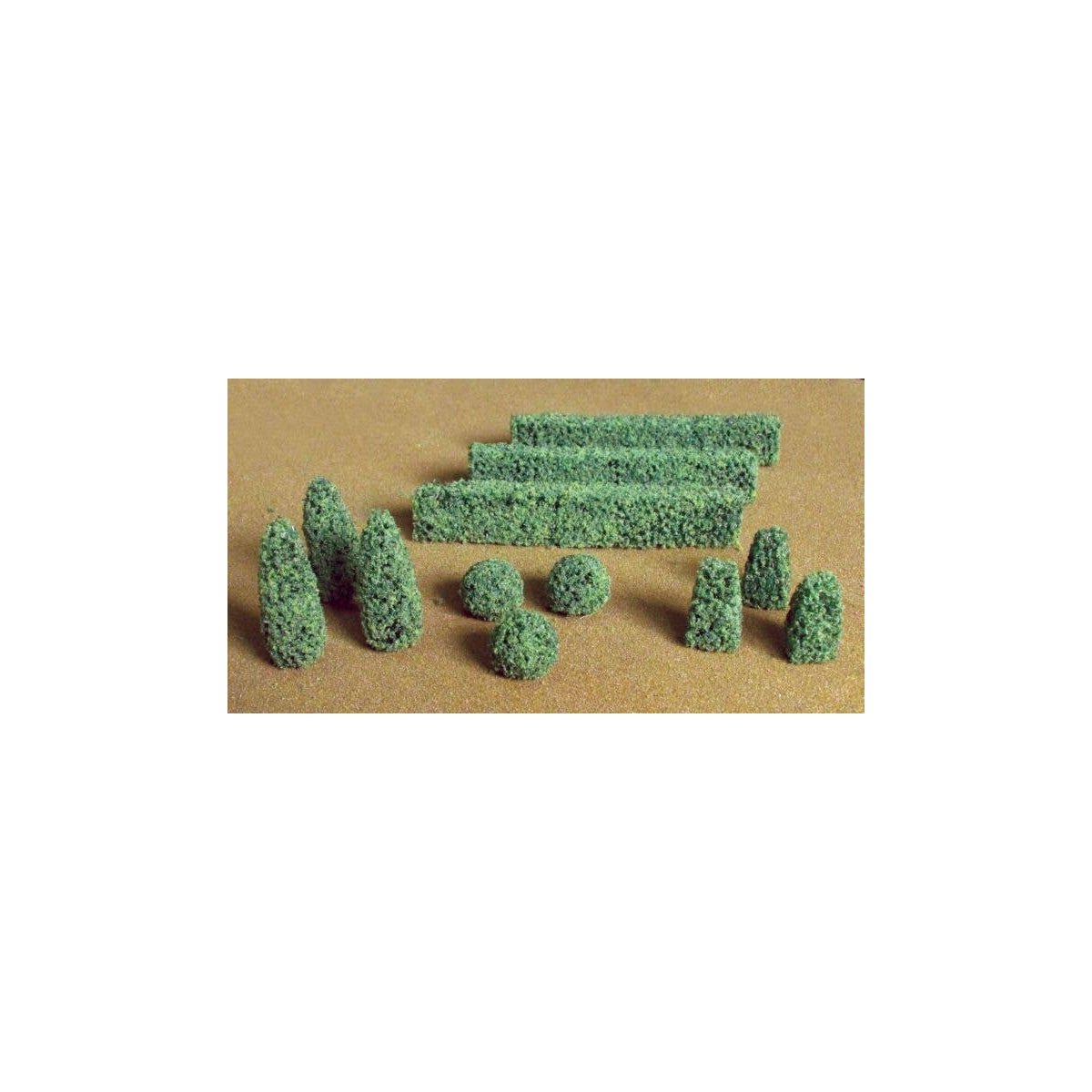 Boxwood Plants -- pkg(20), HO, JTT Miniature Tree 95584