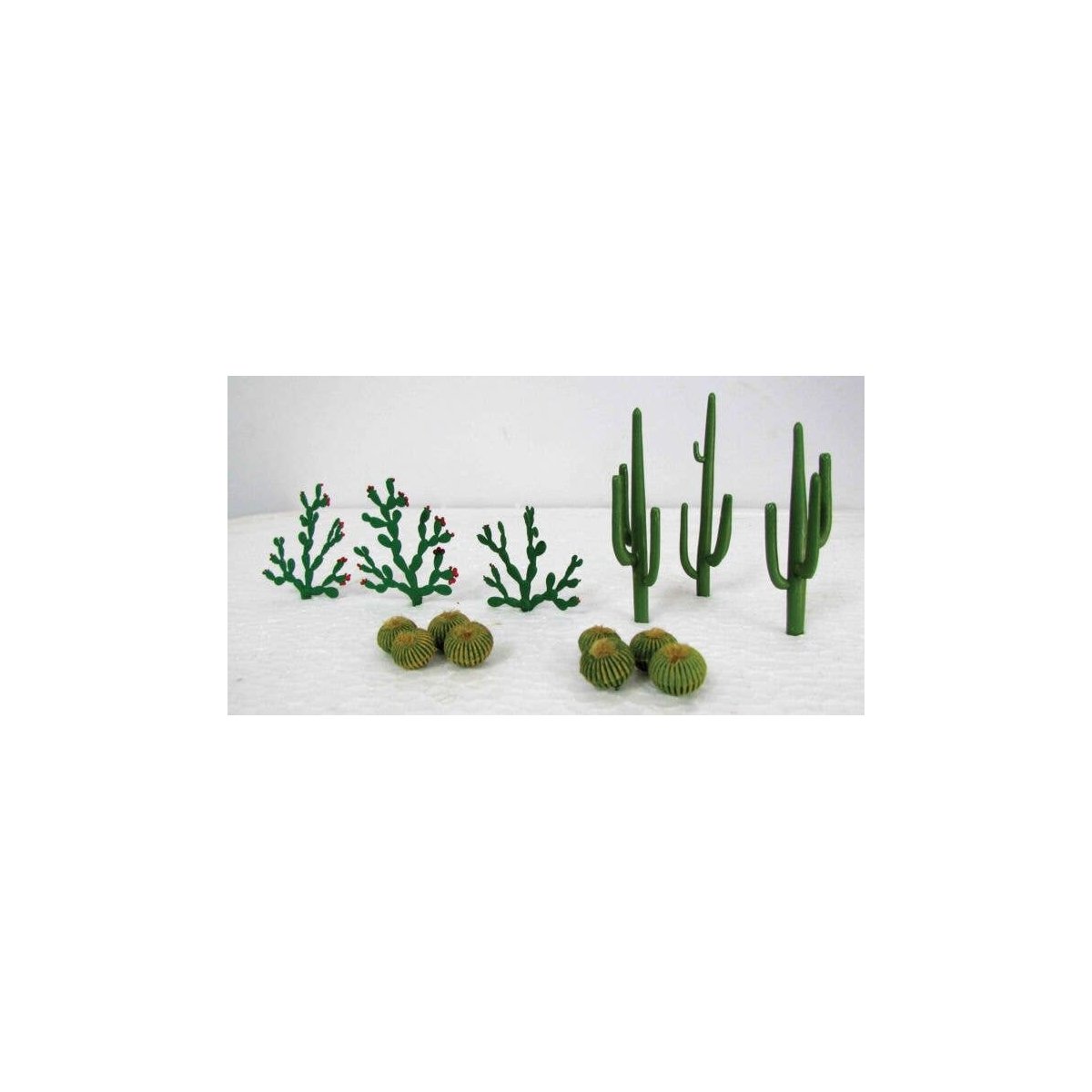 Cactus, HO, JTT Miniature Tree 95613