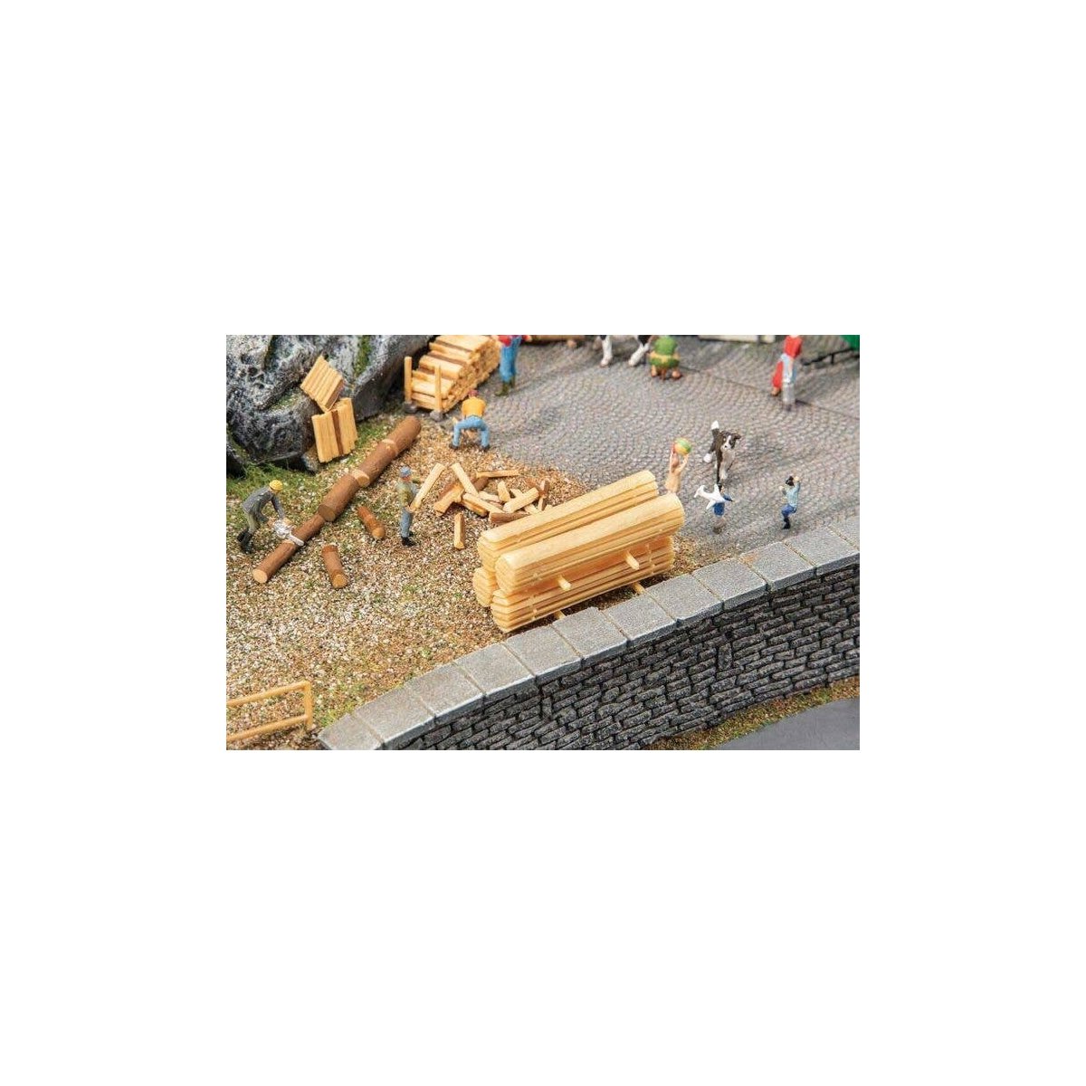 Rough-Cut Lumber Stacks - Kit, HO, Faller Gmbh 180872