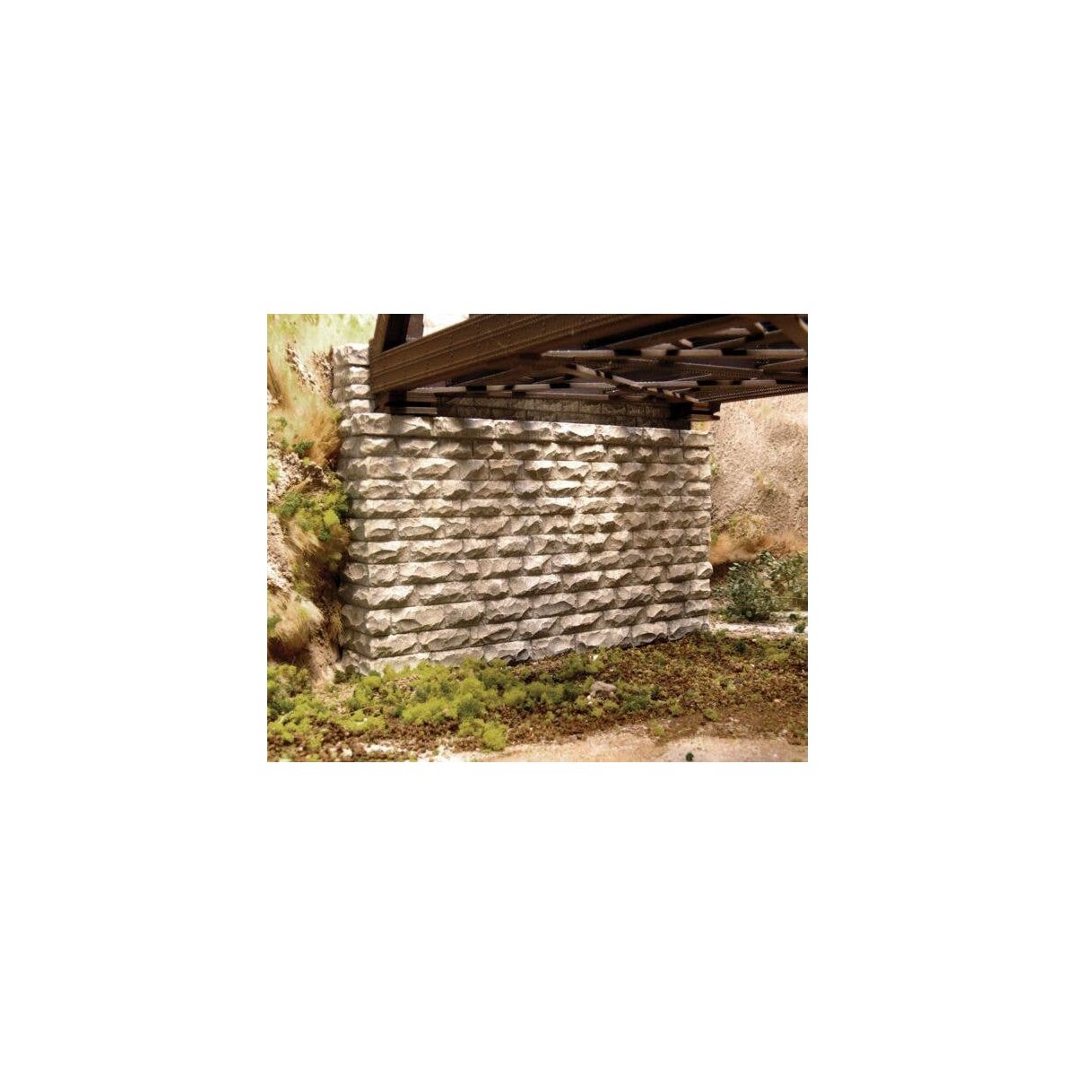 Double-Track Cut Stone Bridge Abutment -- Fits Central Valley Double-Track Truss Bridge, HO, Chooch Enterprises 8450