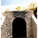 Single-Track Random Stone Tunnel Portal -- 5 x 4-3/4′ 12.7 x 12.1cm, HO, Chooch Enterprises 8360