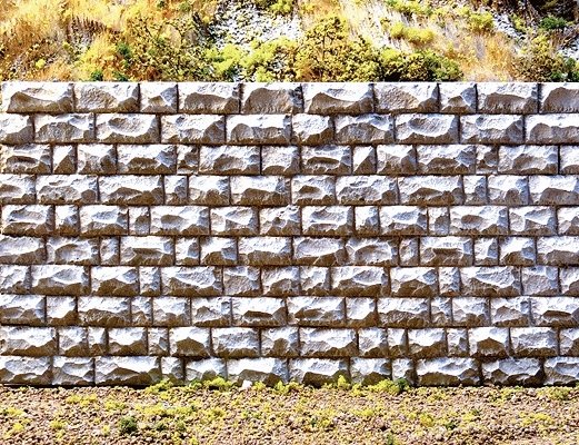 Cut Stone Retaining Wall -- Large - 6-3/4 x 3-1/2′ 17.1 x 8.9cm, All Scales, Chooch Enterprises 8314