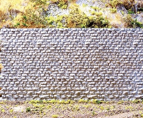 Cut Stone Retaining Wall -- Small - 6-3/4 x 3-13/32′ 17.1 x 8.7cm, All Scales, Chooch Enterprises 8310