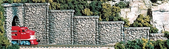Retaining Walls pkg(6 Unpainted Hydrocal(R) Castings) -- Random Stone, N, Woodland Scenics 1161