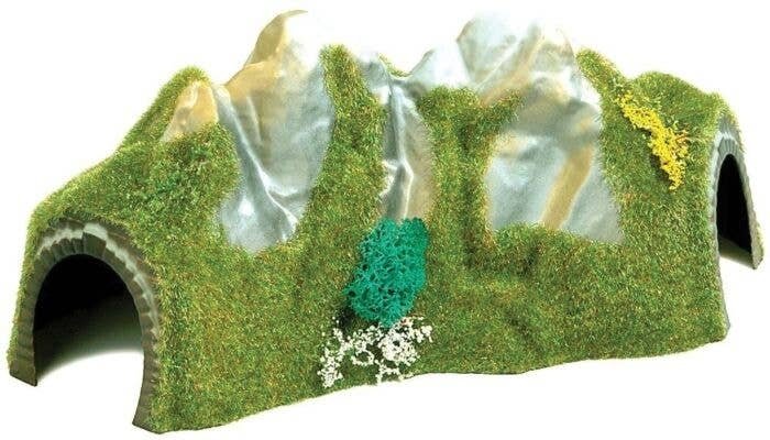 Small Curved Tunnel -- 9-13/16 x 6-5/16 x 3-15/16′ 25 x 16 x 10cm, N, Busch Gmbh & Co Kg 8002