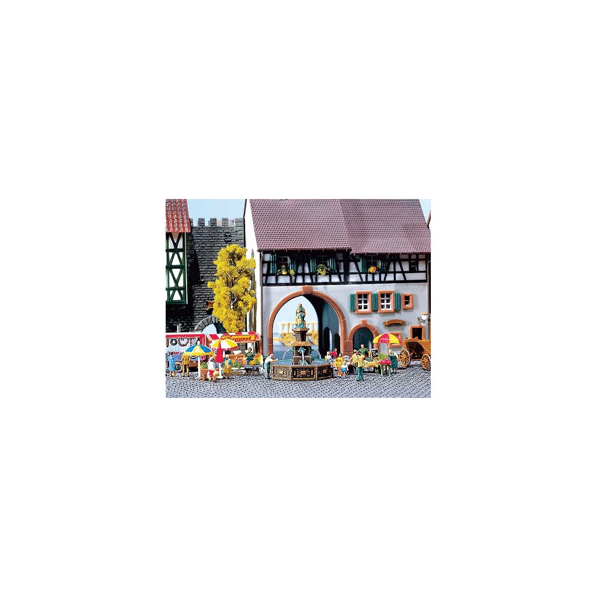 Fountain -- With Statue, Four Jets and `Water` Surface, N, Faller Gmbh 272574