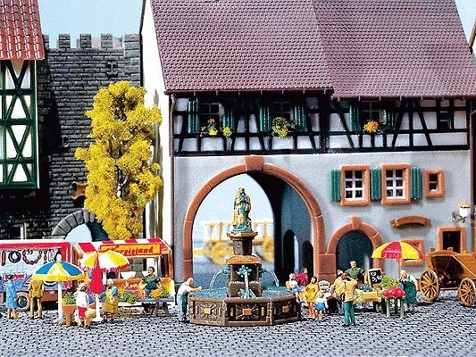 Fountain -- With Statue, Four Jets and `Water` Surface, N, Faller Gmbh 272574