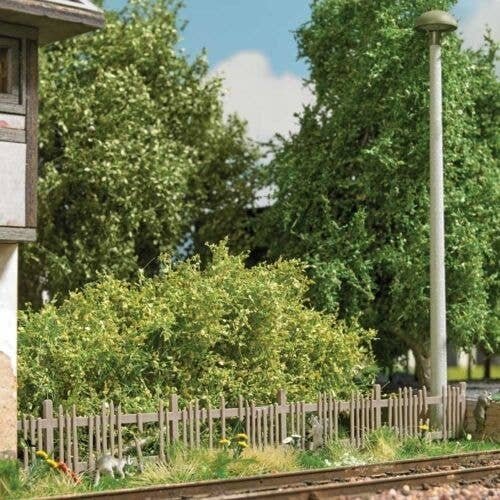 Old Dilapidated Picket Fence - Laser-Cut Kit -- 51-3/16′ 130cm Long, HO, Busch Gmbh & Co Kg 1011
