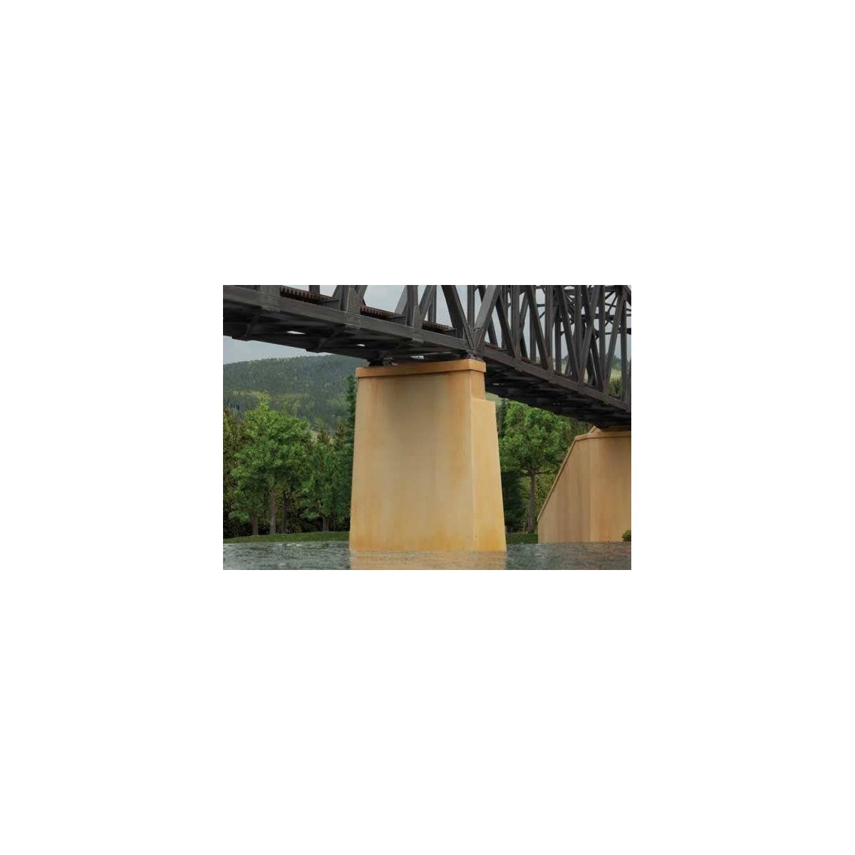Bridge Piers -- Kit pkg(2), N, Walthers Cornerstone 3880