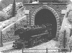 Tunnel Portal -- Single Track-Stone 2-5/8 x 2-13/32′ 6.5 x 6cm, Z, Noch Gmbh & Co 44810