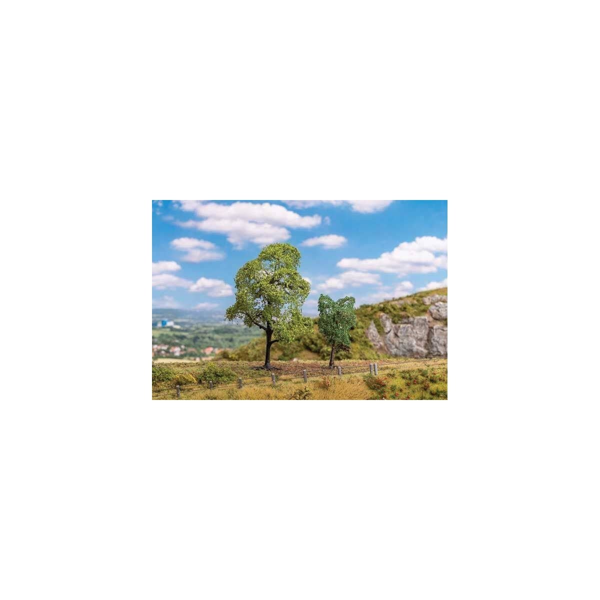 Hornbeam and Sycamore Maple Trees -- 1 of Each, HO, Faller Gmbh 181800