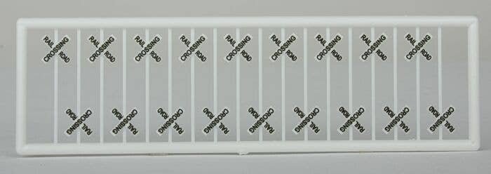 Crossbucks -- 90 Degree Shape pkg(18), N, Tichy Train Group 2622