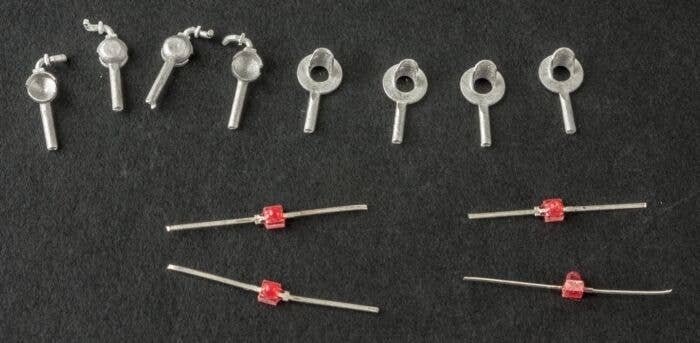 Extra Crossing Signal Lights with LEDs pkg(2) -- For 235-913 (Sold Seperately), HO, Details West 959