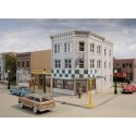 Merchant`s Row VII -- Kit - 10-1/2 x 6-7/8 x 5-3/8` 26.6 x 15.5 x 13.6cm, HO, Walthers Cornerstone 4044