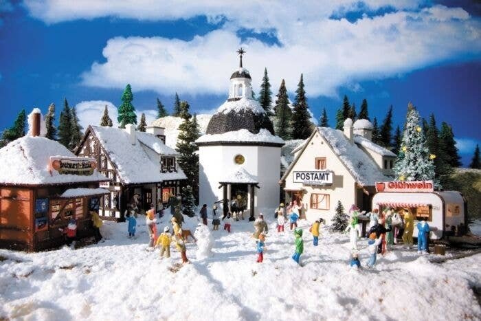 Christmas Village -- Kit - 5 Buildings, HO, Vollmer Gmbh 42413