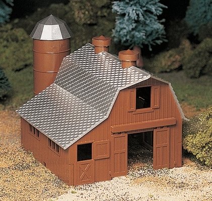 Plasticville U.S.A.(R) Classic Kits -- Dairy Barn, O, Bachmann Industries 45602