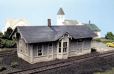 Chesapeake & Ohio Depot - Standard 1 Design -- Kit - 1-1/2 x 3-3/4′ 3.7 x 9.3cm (20 x 50 Scale Feet), N, Blair Line 85