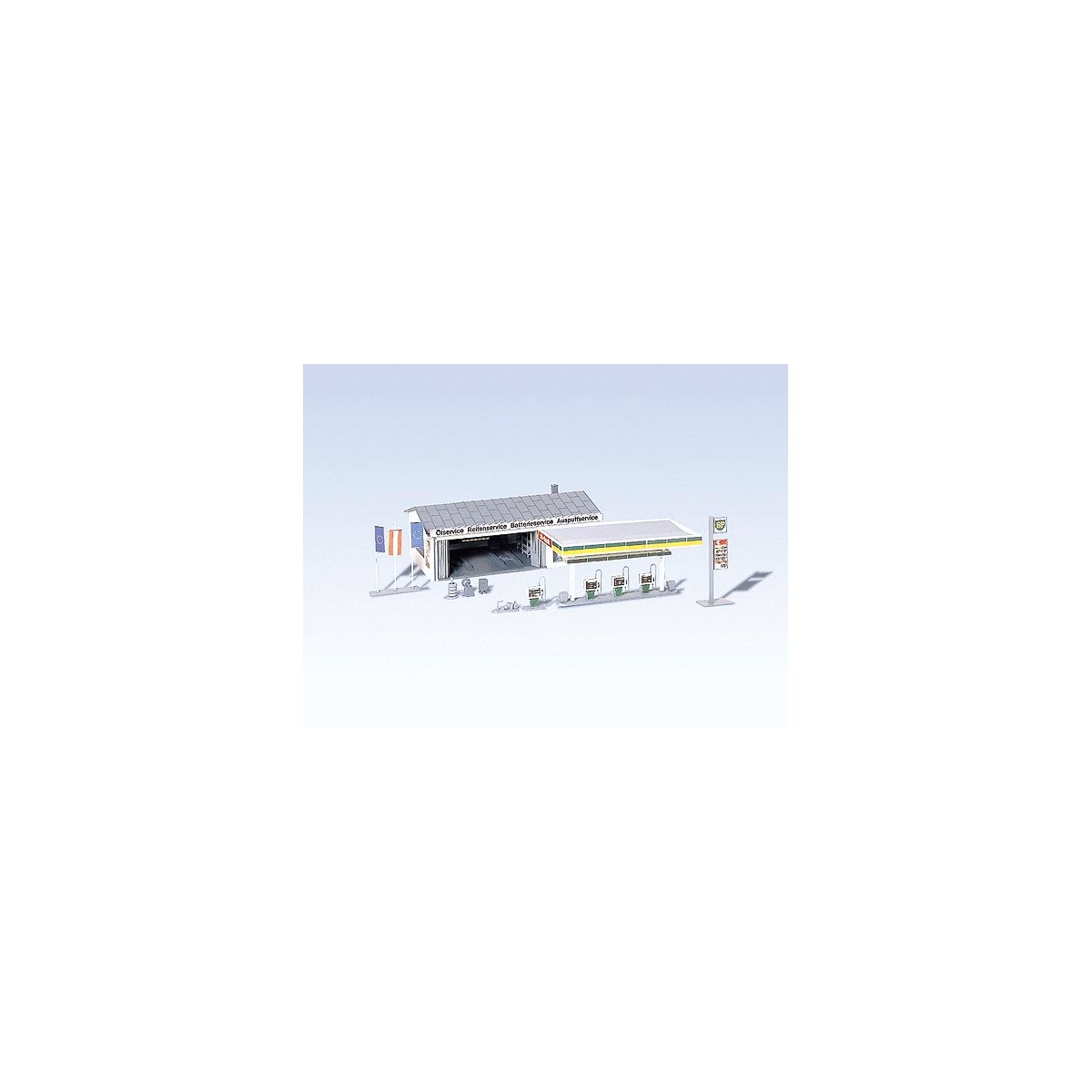 Gas Station w/Service Bay -- 6-1/4 x 3-5/8′ 15.8 x 9.6cm, HO, Faller Gmbh 130345
