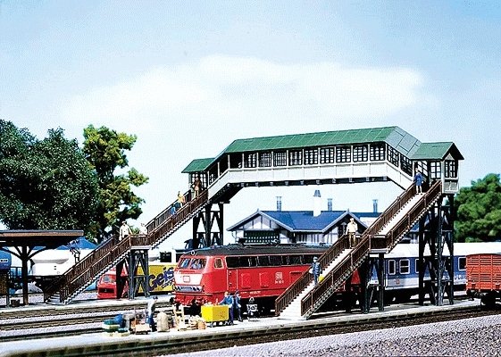 Covered Footbridge -- Overall: 11 x 7-13/16 x 5-3/16` 27.3 x 19.5 x 13.8cm, Clearance: 3-3/4` 9, HO, Faller Gmbh 120198