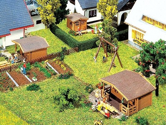 Set of 3 Summer Houses -- 1-1/4 x 1-13/32 x 3/4` - 27/32 x 13/16 x 11/16` & 1 x 27/32 x 11/16`, N, Faller Gmbh 232209