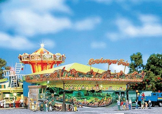 Jungle Train -- Kit - 8-5/16 x 8 x 3-3/4′ 20.8 x 19.9 x 9.3cm, HO, Faller Gmbh 140433