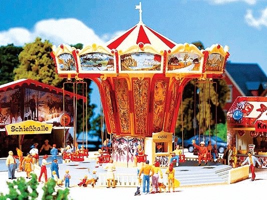 Chair-O-Plane -- Kit - 6` Diameter x 5` Height 15.2 x 12.7cm, HO, Faller Gmbh 140315