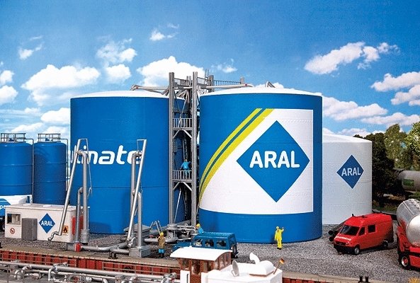 Aral Oil Tank Farm -- Kit, HO, Faller Gmbh 130485