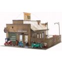 Deuce`s Bike Shop - Built-&-Ready Landmark Structures(R) -- Assembled - 5 x 6` 12.7 x 15.2 cm, HO, Woodland Scenics 5045