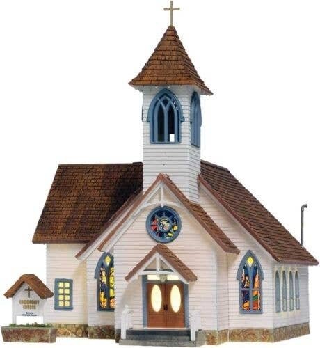 Community Church - Built & Ready Landmark Structures(R) -- Assembled - 5-1/4 x 6-13/16 x 7 3/8′ , HO, Woodland Scenics 5041