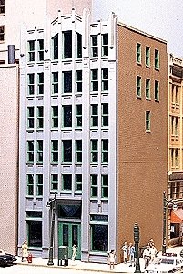 Heron Ltd. -- Kit - 5 x 4-1/4 x 9-1/4′ 12.7 x 10.8 x 23.5cm, HO, Lunde Studios 24