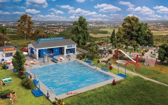 Action Set - Kit -- Leisure Swimming Pool, Pavilion & Playground, HO, Faller Gmbh 190136